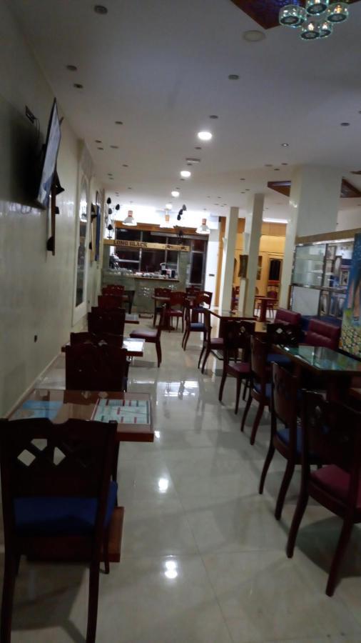 Ryad Tetouan Aeroport Екстериор снимка