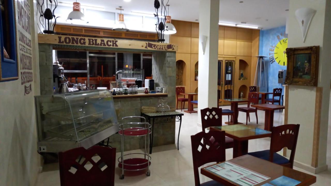 Ryad Tetouan Aeroport Екстериор снимка