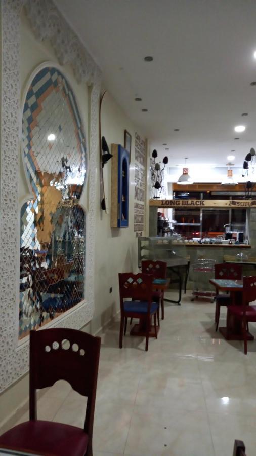 Ryad Tetouan Aeroport Екстериор снимка